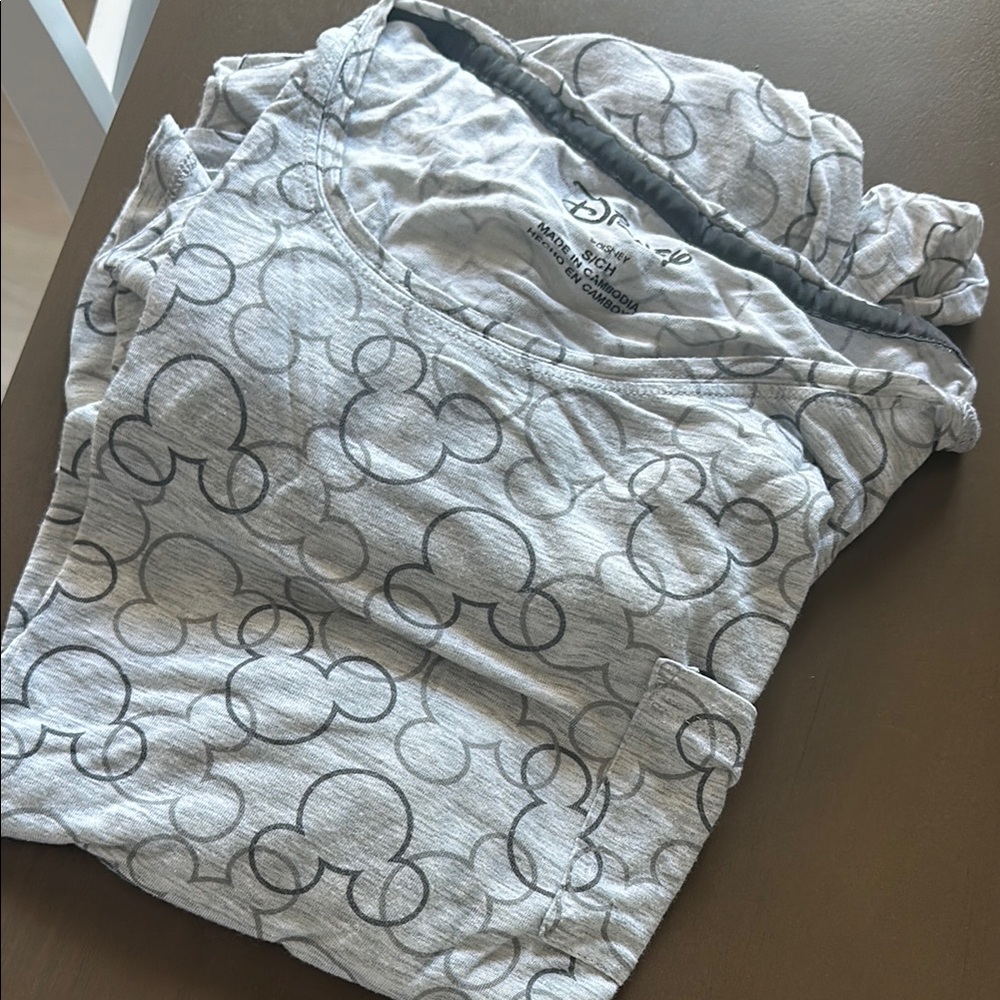 Disney pajama set short sleeve shorts grey Mickey Minnie small